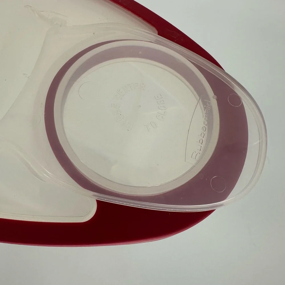 Rubbermaid Cereal Keeper 1.5 GAL Red Flip Top Lid 2014 Made in USA